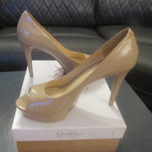 JESSICA SIMPSON-Nude Patent Leather Peeptoe Heels ~ Size 9